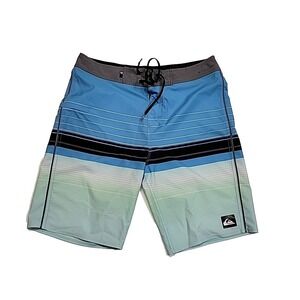Quiksilver Boarding Blue Gray Black Striped Streetwear Surfboard Shorts Mens 32